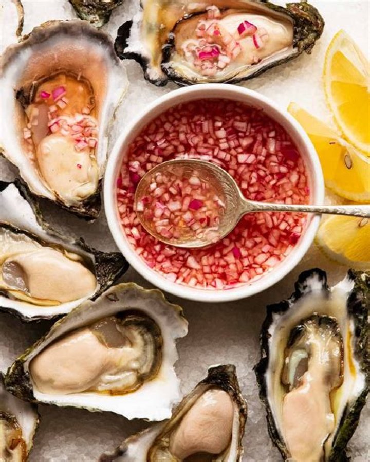 Are steamed oysters raw