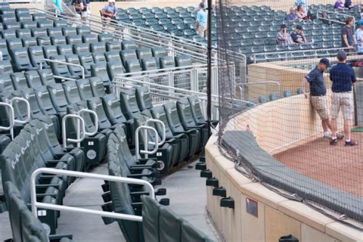 best seats at target field