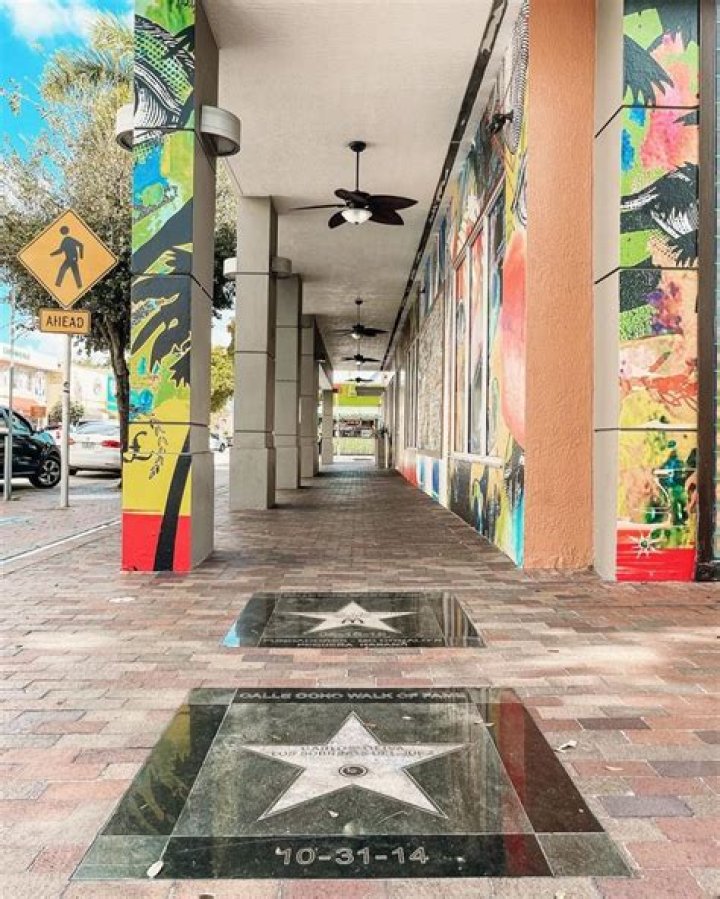 calle ocho walk of fame