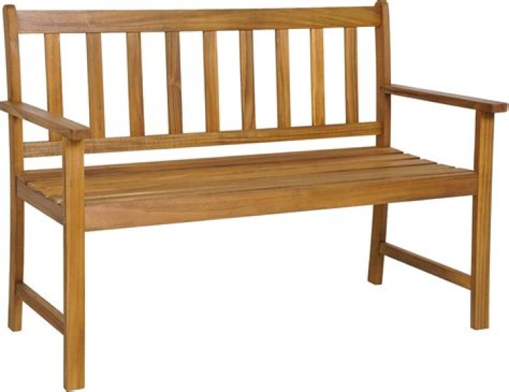 can acacia wood be left outside