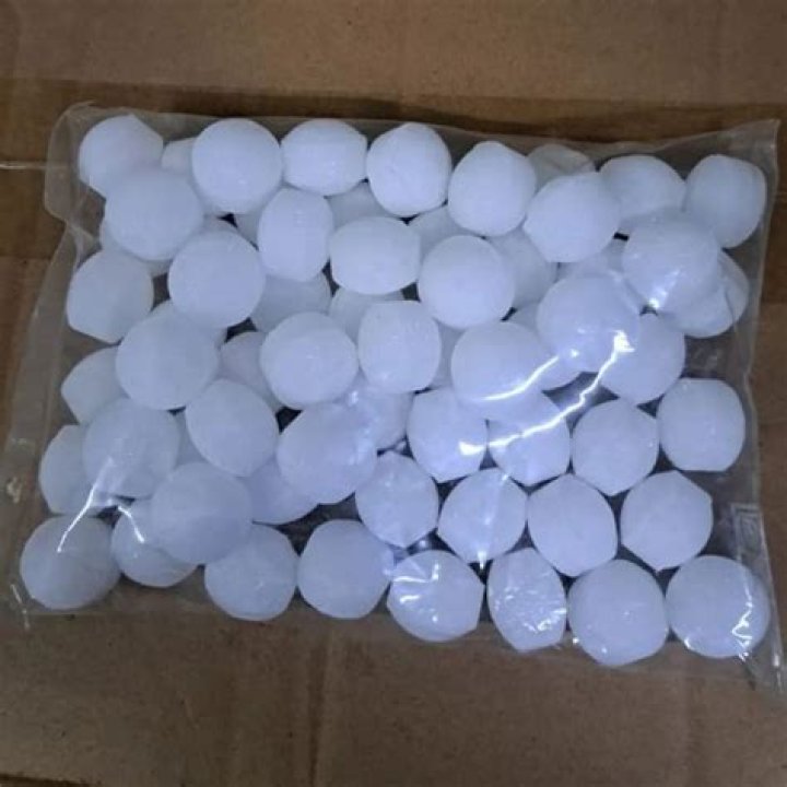 can naphthalene balls kill humans