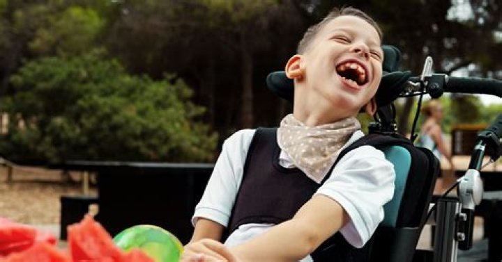 Can people with Lesch-Nyhan syndrome walk?