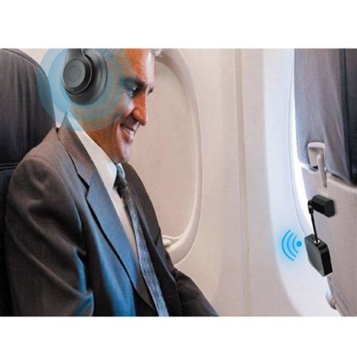 Can you use Bluetooth headphones on a plane?