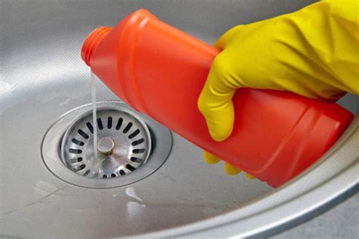 can you use drano in a kitchen sink