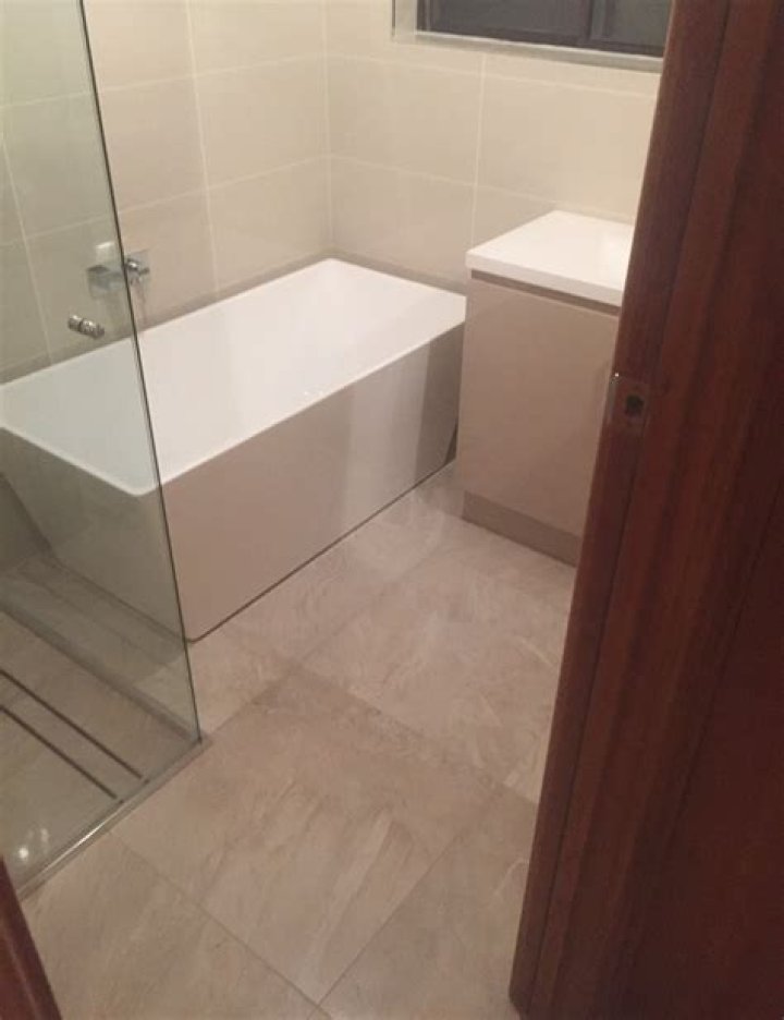 cost to replace bathroom floor