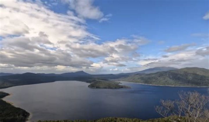 deepest lake in nz