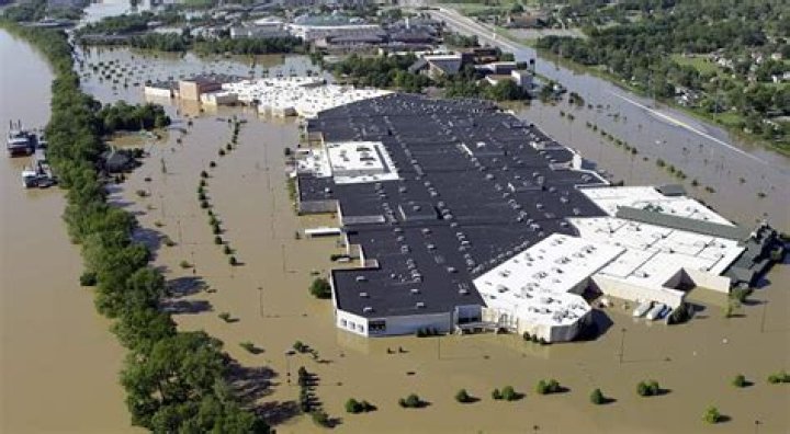 Did Gaylord Opryland flood?