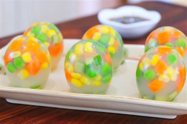 Do bony fish have jelly covered eggs