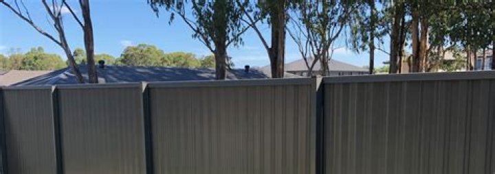 gap under colorbond fence