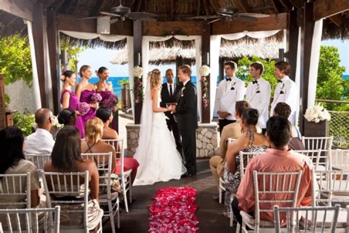 getting married in jamaica