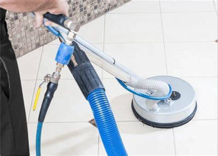 grout cleaning machine