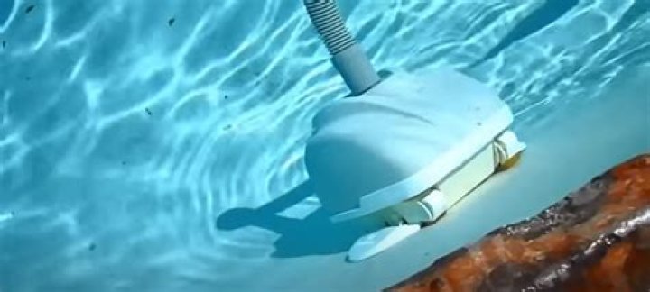 hayward pool vacuum not moving