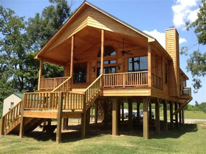 house on stilts