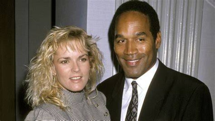 how did nicole simpson die