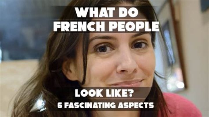 How do French people start conversations?