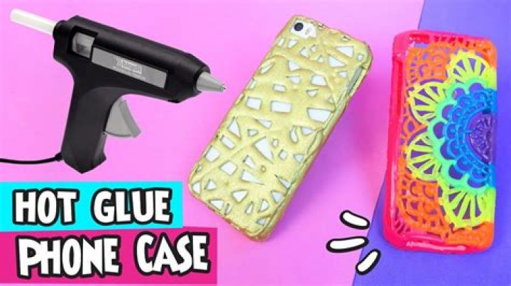 How do you make a phone case with a hot glue gun?
