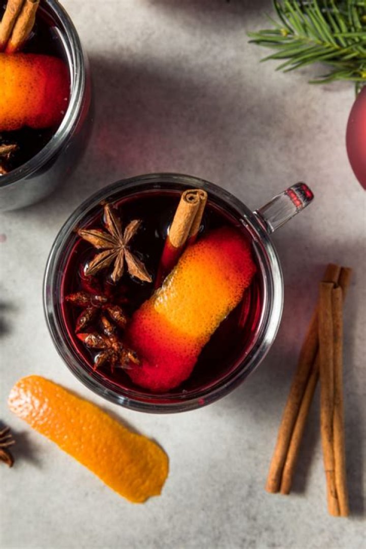 How do you make Jamie Oliver mulled wine?