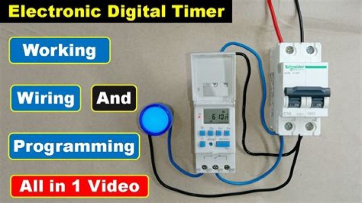 How does an electronic timer work?