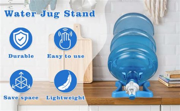 How heavy is a 5 gallon water jug full?