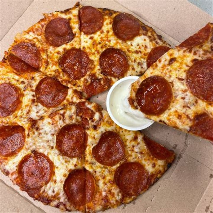 How many slices are in a personal size pizza?