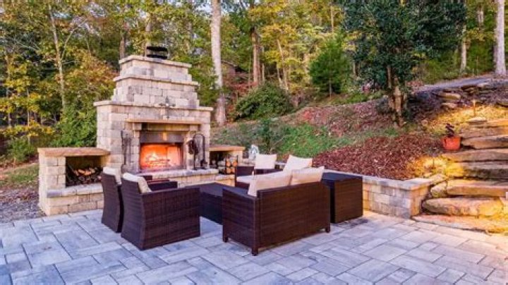 how much does an outdoor fireplace cost