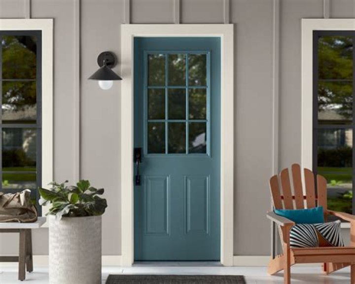 how much paint for front door