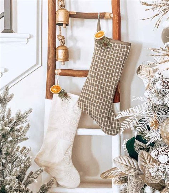 how to hang stockings without a mantle