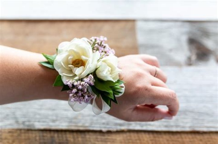 how to make a wrist corsage with fake flowers