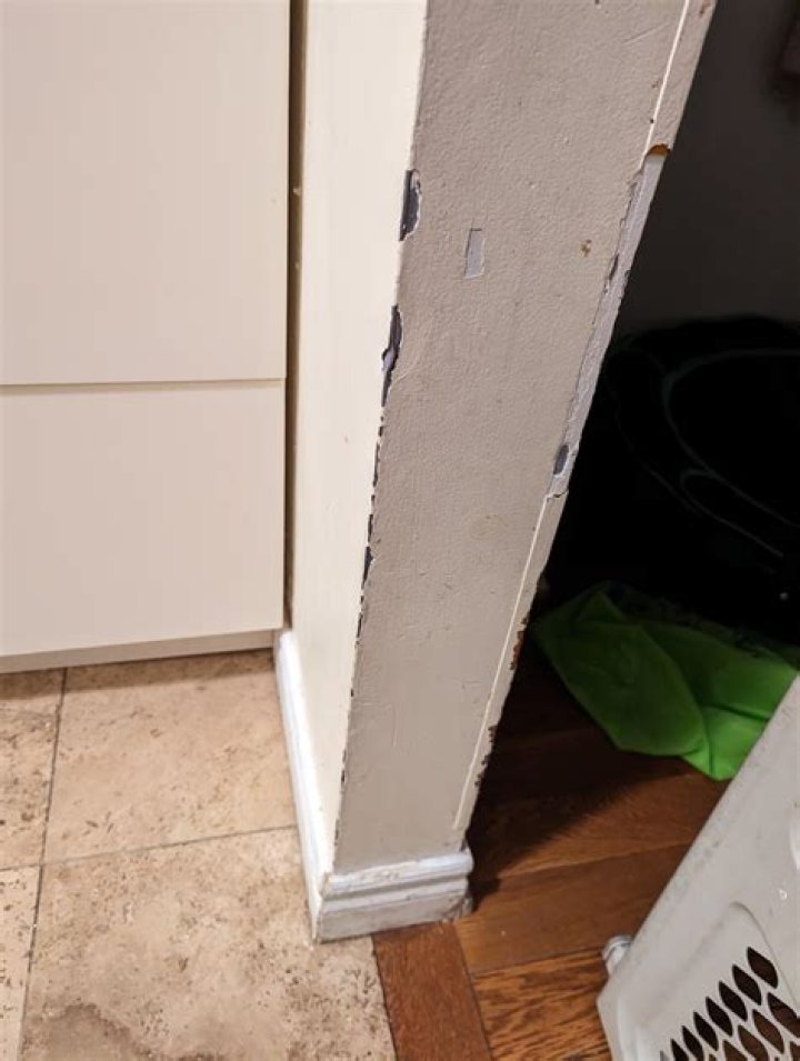 how to repair corner of wall plaster