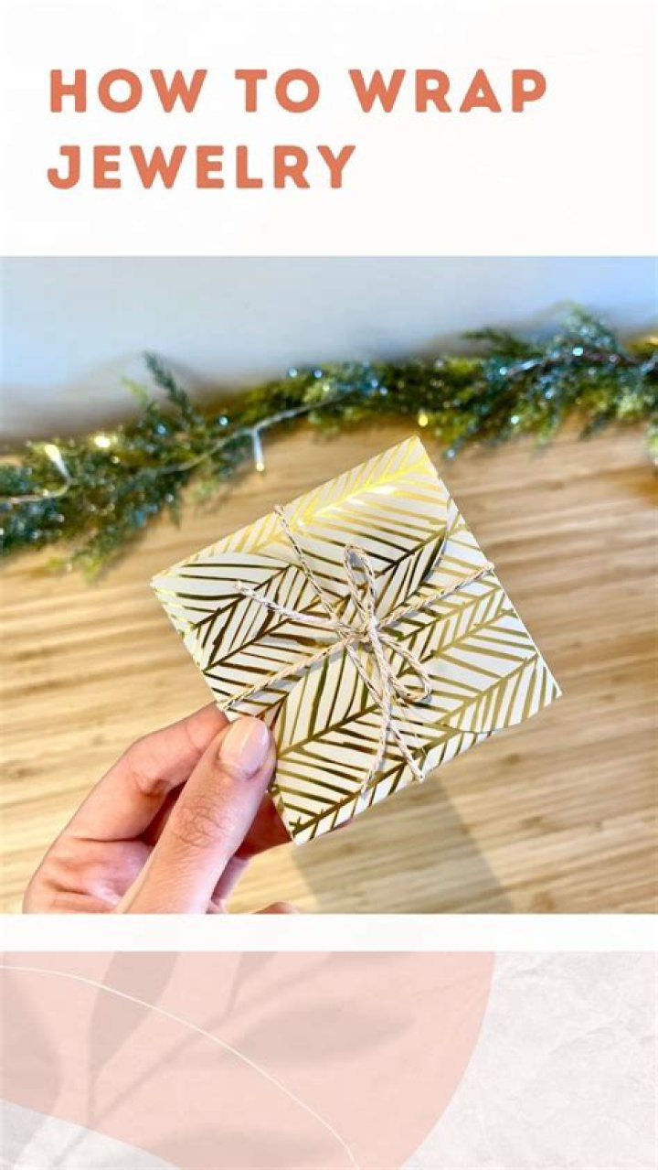 how to wrap a necklace
