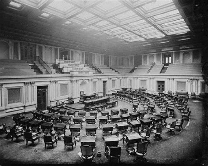how were senators originally chosen