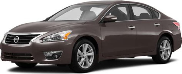 Is Nissan Altima 2011 a good car?