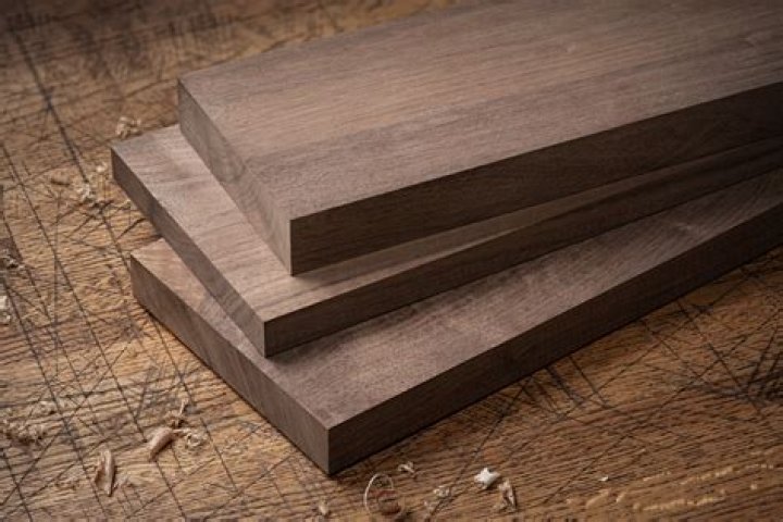 is walnut a hardwood