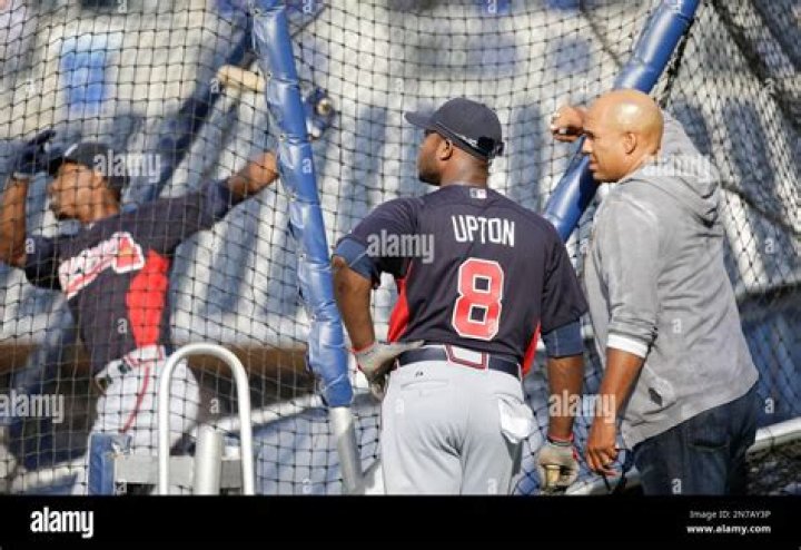 justin upton brother