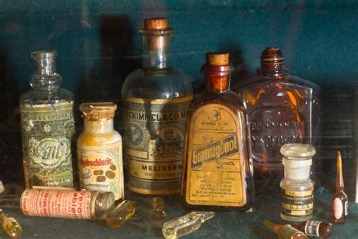 old medicine bottles worth money