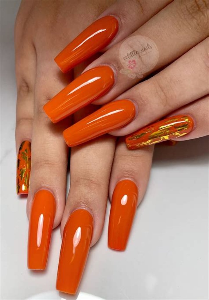orange nails