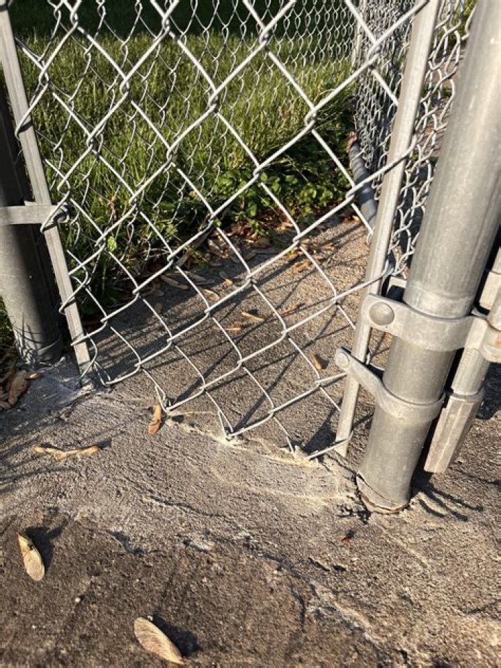 removing chain link fence