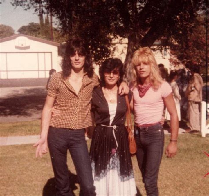 tommy lee mom