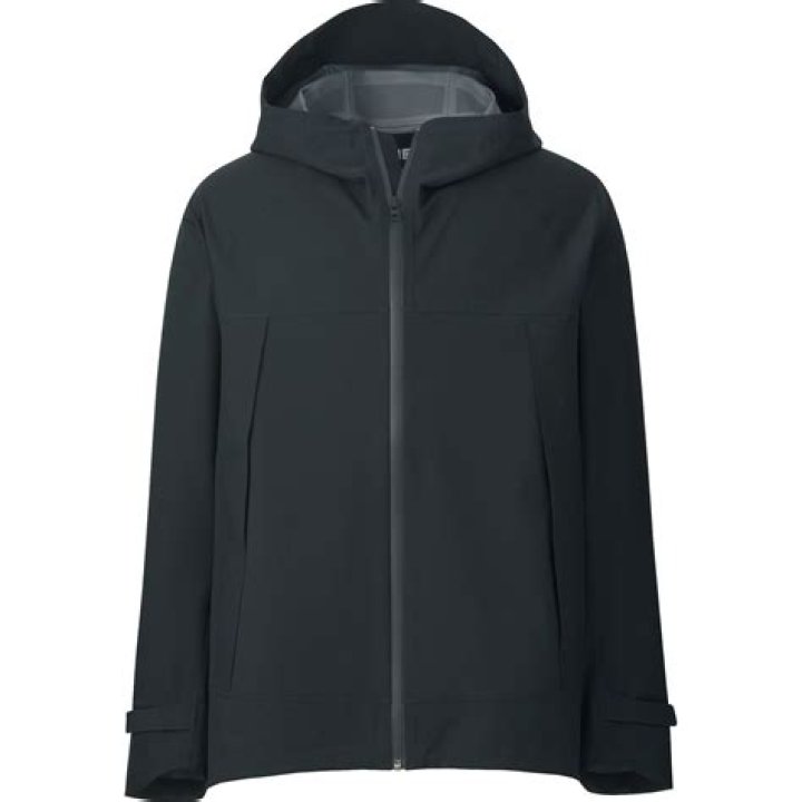 uniqlo waterproof