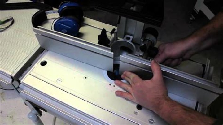 using a router as a jointer