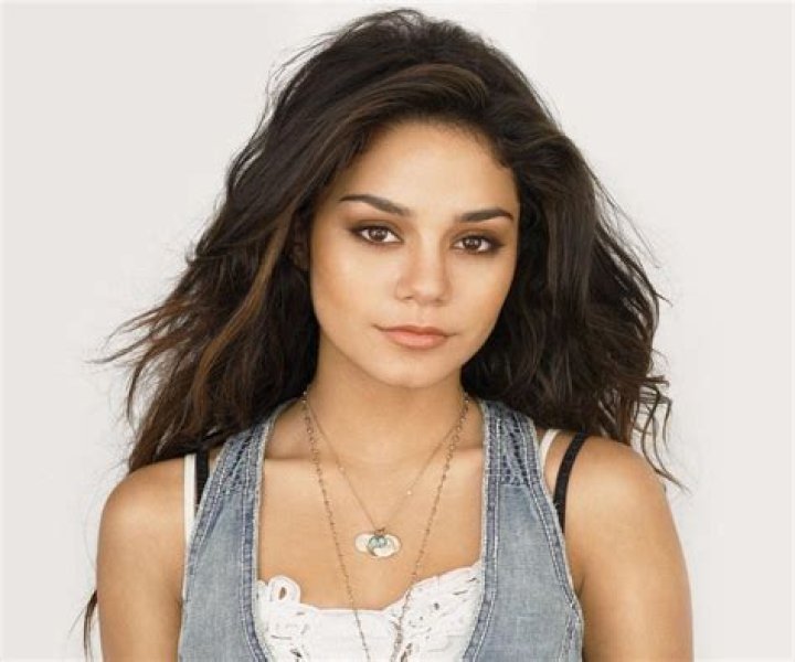vanessa hudgens ethnicity