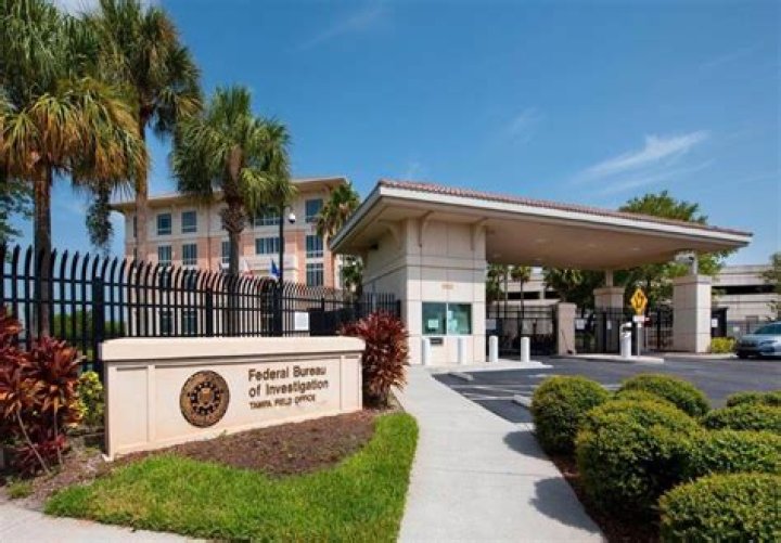 What are the large FBI field offices