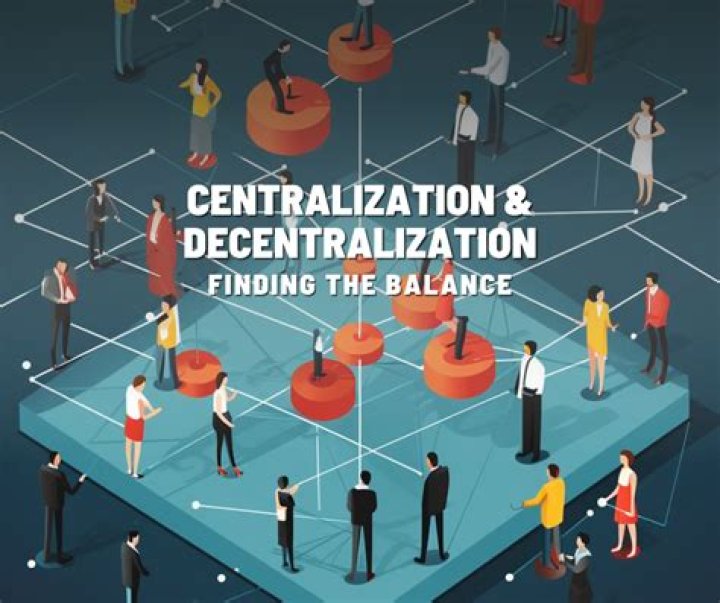 What are the various factors influencing the centralization and decentralization