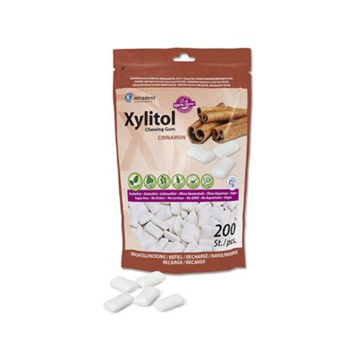 What brands of gum are made with xylitol?