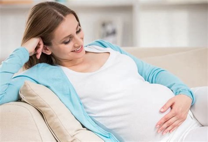 what causes hiccups in the womb