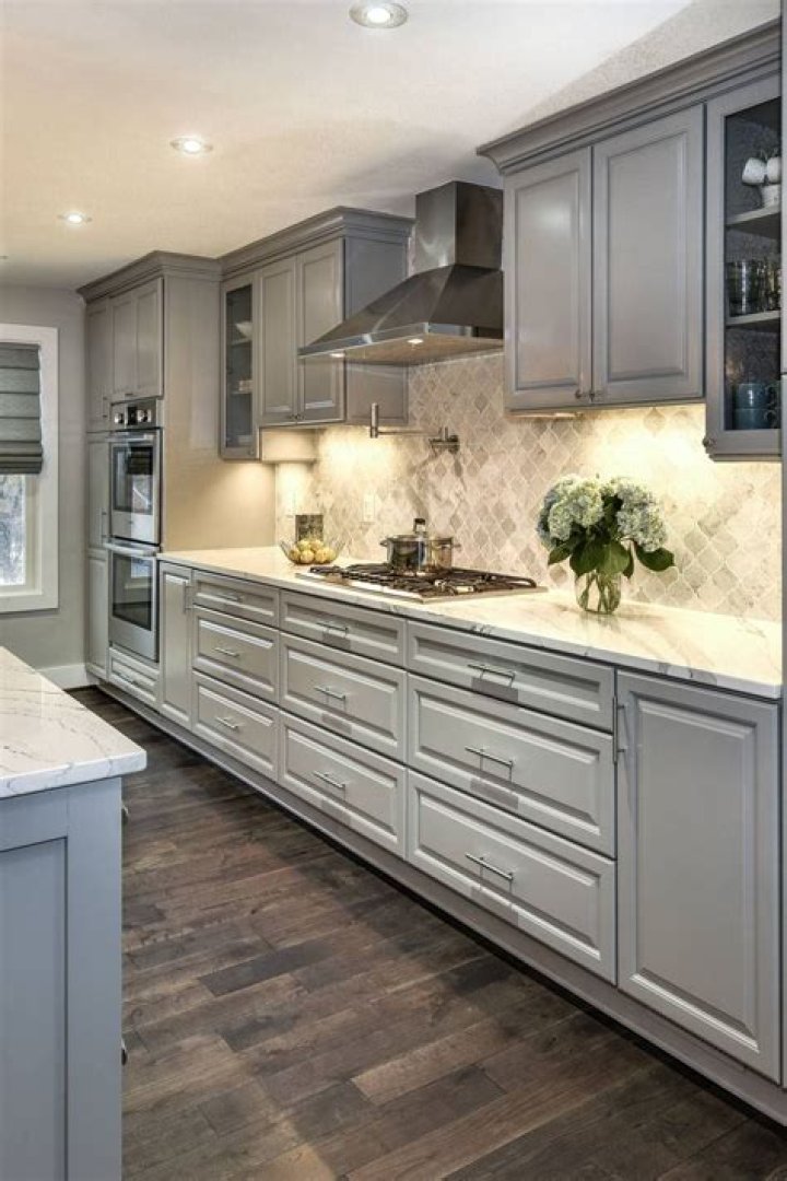 What color hardware looks best on gray cabinets