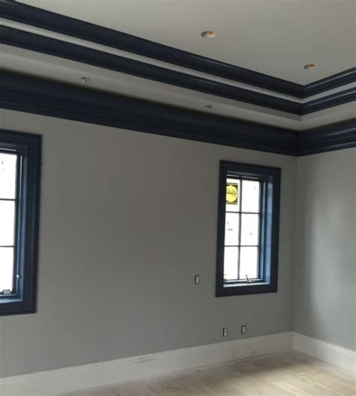 what color trim goes with gray walls
