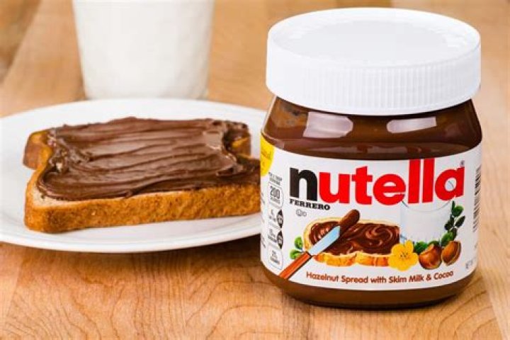 what does nutella taste like