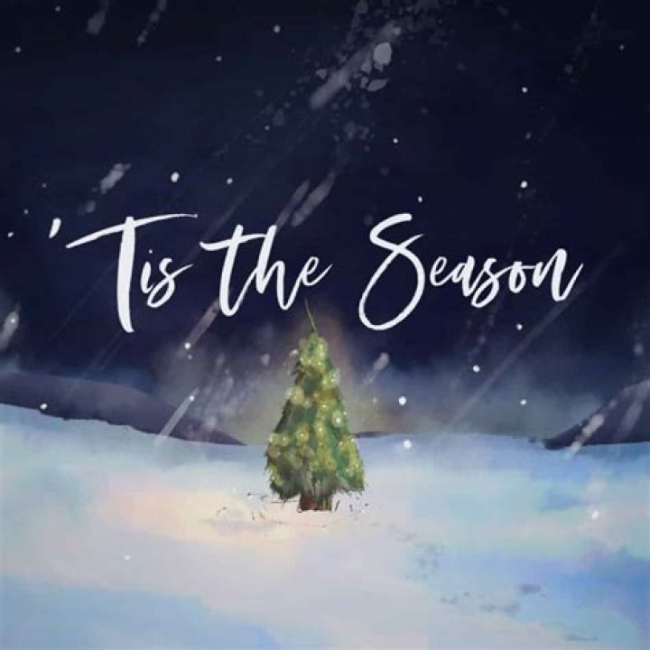 What does tis the season smell like