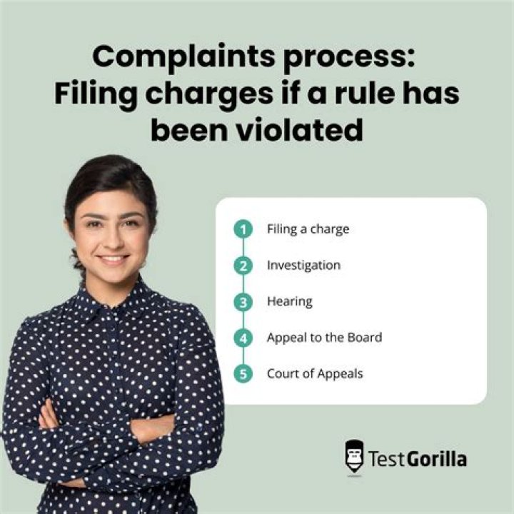 What factors the NLRB considers in in determining an appropriate unit?